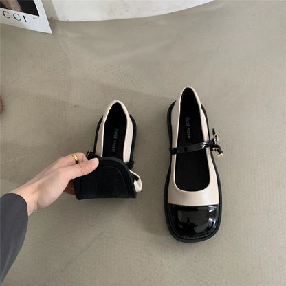 Mocassins Femme Bicolores Flexibles - Moderne et Confort