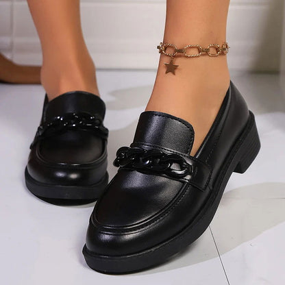 Mocassins Femme Noirs avec Chaîne Épaisse - Classe Intemporelle
