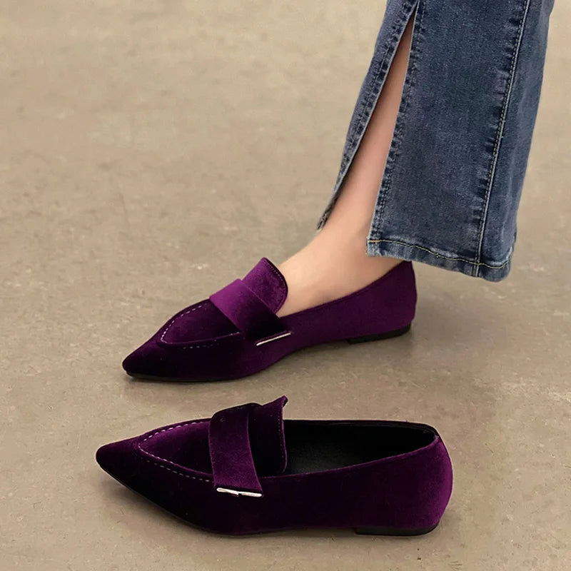 Mocassins Femme Pointus – Raffinement et Modernité