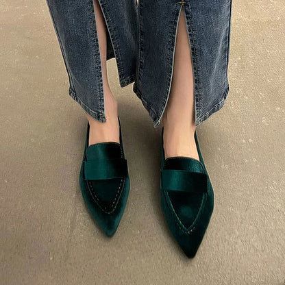 Mocassins Femme Pointus – Raffinement et Modernité