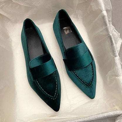 Mocassins Femme Pointus – Raffinement et Modernité