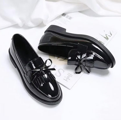 Mocassins Femme Vernis avec Franges – Audace et Raffinement