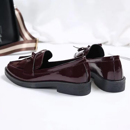 Mocassins Femme Vernis avec Franges – Audace et Raffinement