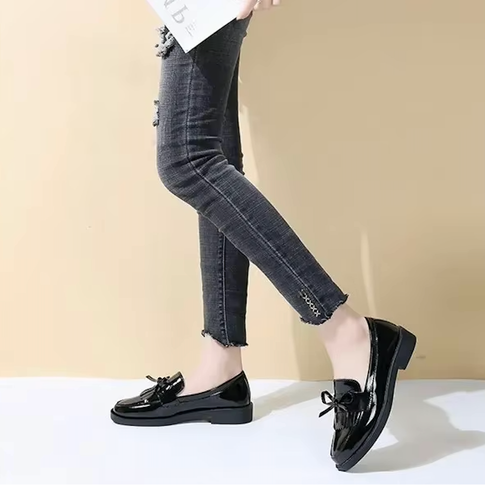 Mocassins Femme Vernis avec Franges – Audace et Raffinement