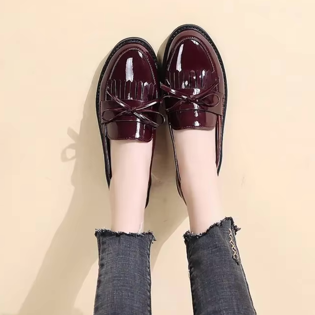 Mocassins Femme Vernis avec Franges – Audace et Raffinement