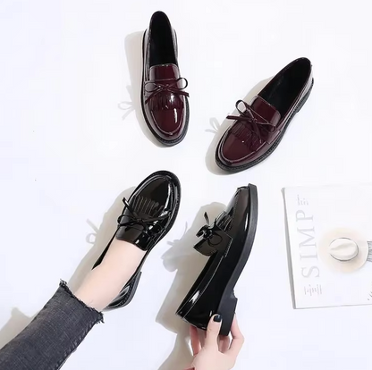 Mocassins Femme Vernis avec Franges – Audace et Raffinement