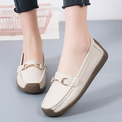 Mocassins Femme avec Ornement Doré – Charme et Confort Quotidien