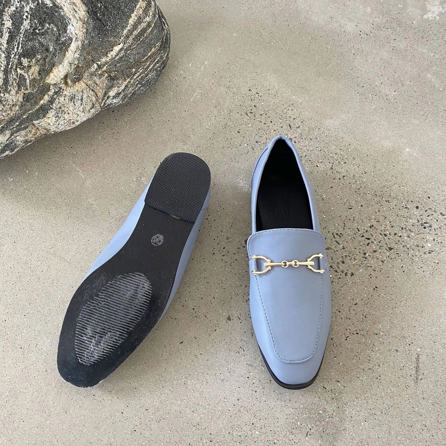Mocassins Femme en Cuir Lisse avec Détail Métallique