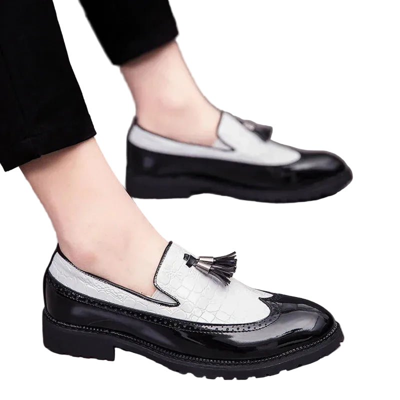 Mocassins Homme en Cuir Verni - Finition Luxe et Détails Sophistiqués