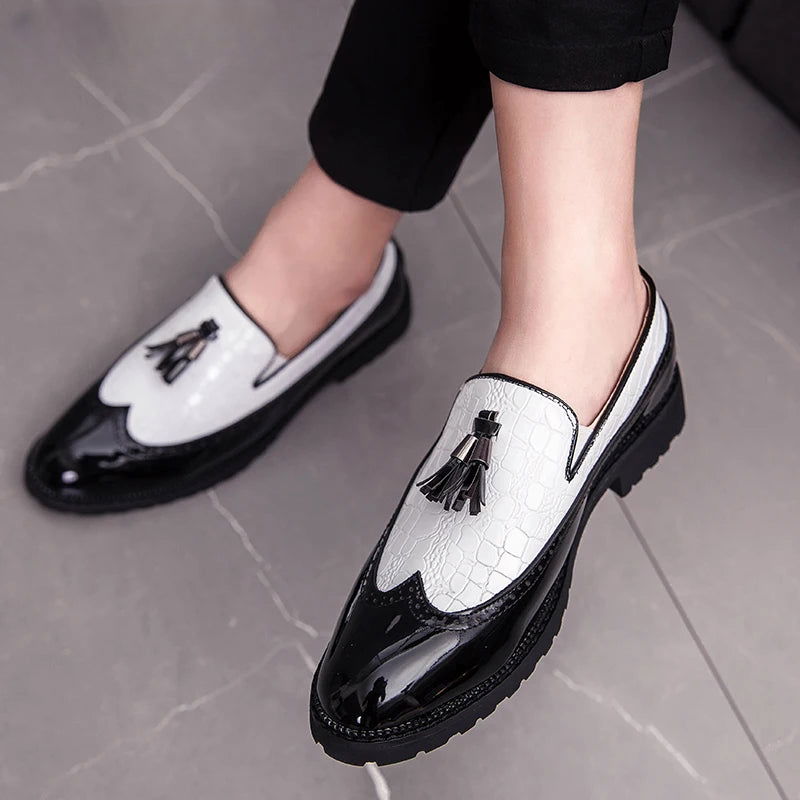 Mocassins Homme en Cuir Verni - Finition Luxe et Détails Sophistiqués