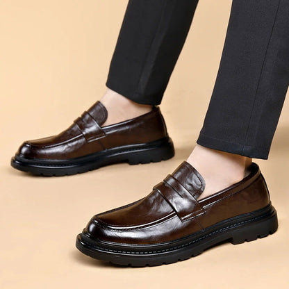 Mocassins Homme en Cuir Verni - Style Moderne et Confort