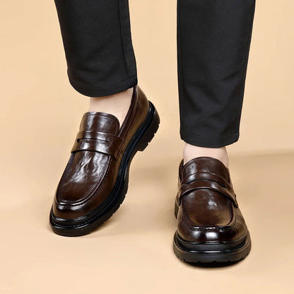 Mocassins Homme en Cuir Verni - Style Moderne et Confort