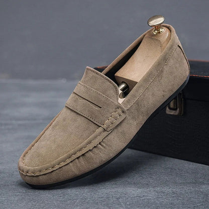 Mocassins Homme en Daim - Confort et Sobriété