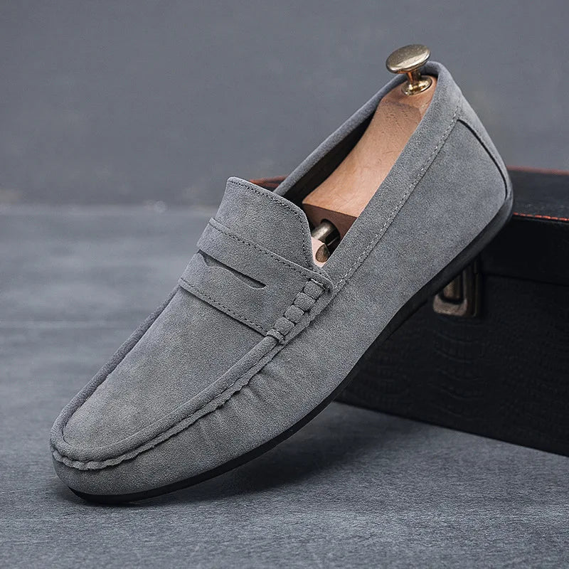 Mocassins Homme en Daim - Confort et Sobriété