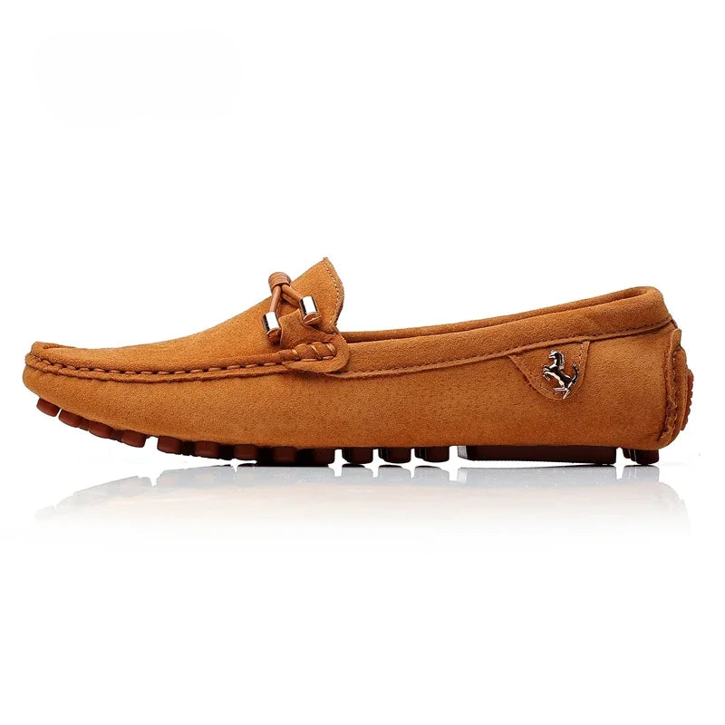 Mocassins Homme en Daim avec Détail Métallique - Légère & Souple